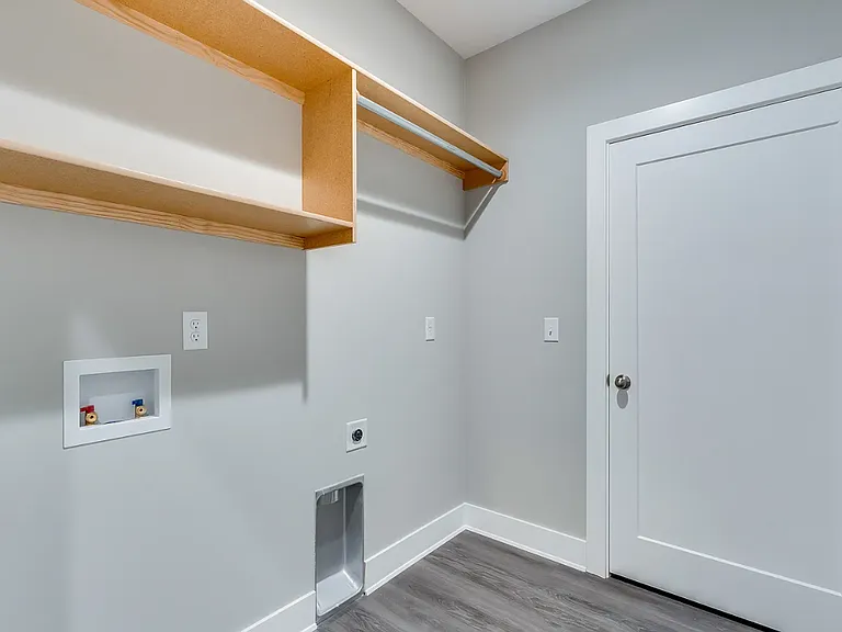 4948 N Vassar Ave — Photo 9