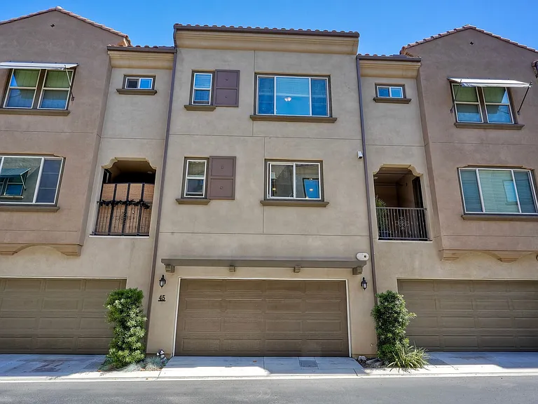 1576 Castillo Way — Photo 37