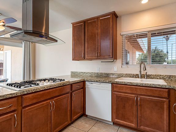 2nd image of 27345 Hombria Dr