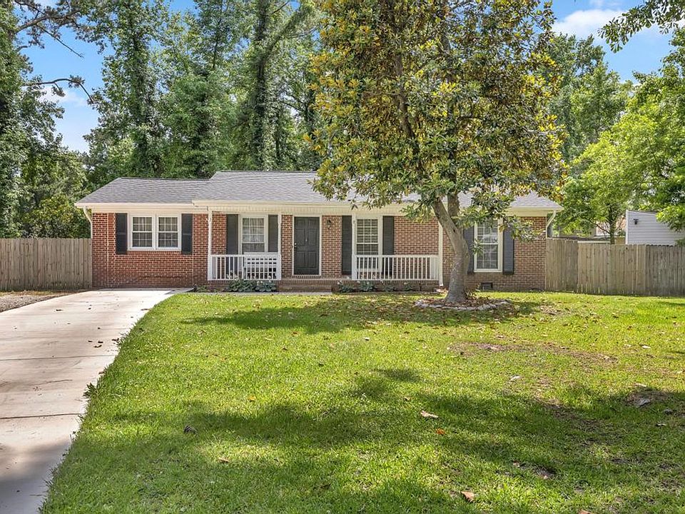 1st image of 3 Lee Ct