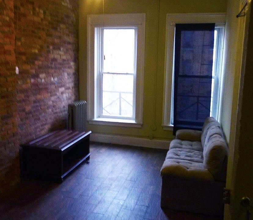 Building Photo 4
