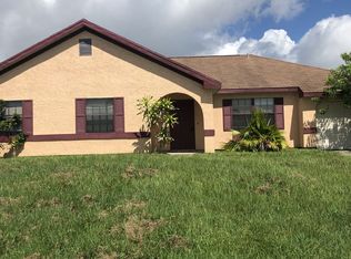 1571 SE Collette Cir, Port Saint Lucie, FL 34952