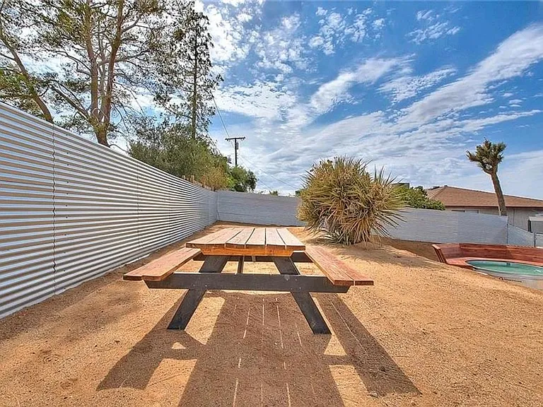 61627 El Cajon Dr — Photo 26