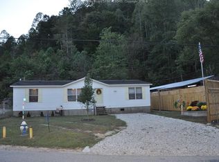 1510 Little Horse Creek Rd, Julian, WV 25529