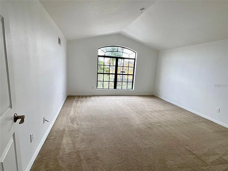 511 Coventry Rd — Photo 13