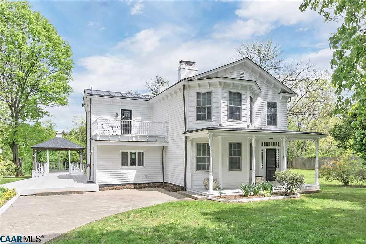 5474 Stony Point Pass photo 1