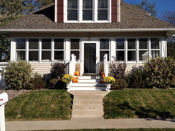 Entrance to Front Porch