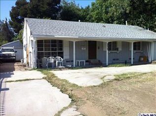 5517 Allott Ave, Van Nuys, CA 91401