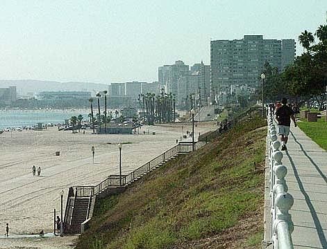 walk to beach!