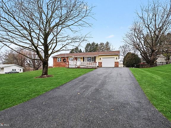 4th image of 2044 Green Mill Rd