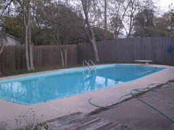 2nd image of 2629 Magnolia Dr