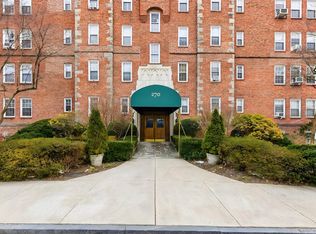 270 Bronxville Road #B22, Bronxville, NY 10708