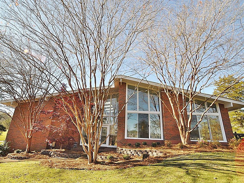 1st image of 2221 Parc Monceau Dr
