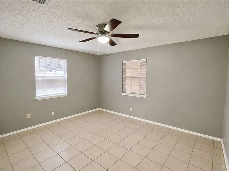 506 N McColl Rd #5 — Photo 5