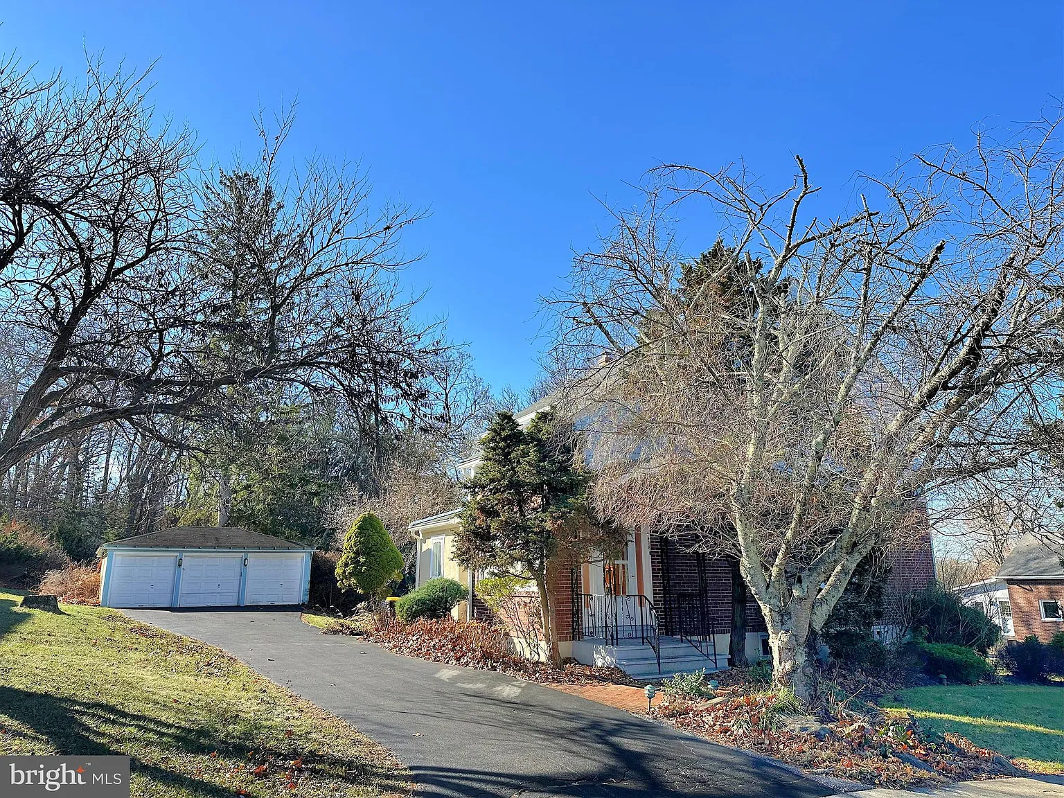 408 Walnut St photo 1