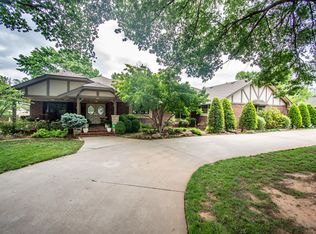 820 N Elk Ave, Elk City, OK 73644