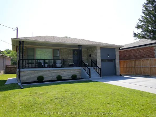 215 Honiton St, Toronto, ON M3H 5N7