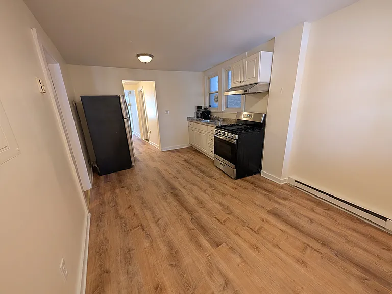 52 S Bridge St #2 — Photo 3