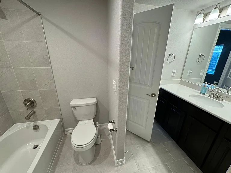 12745 Winding Glen Ln — Photo 26