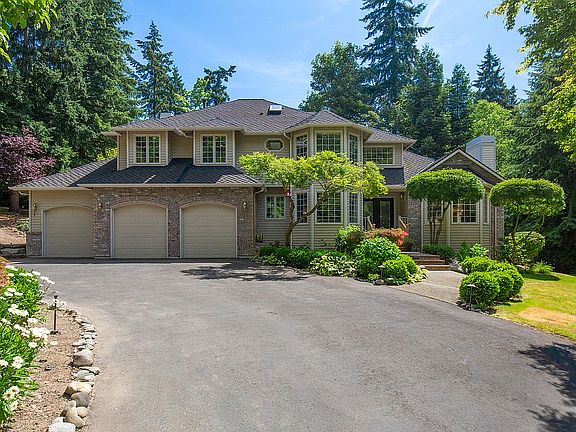 2nd image of 11755 NE 36th Pl