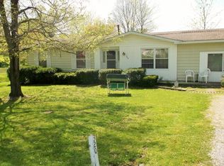 320 Circle Dr, Vienna, IL 62995