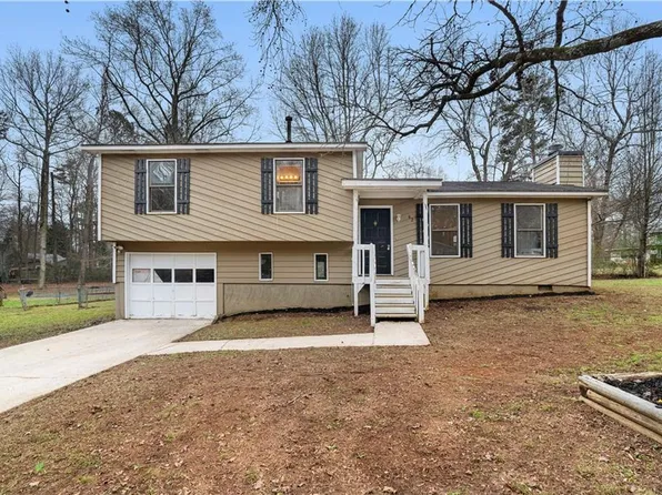 62 Donald Dr, Dallas, GA 30157