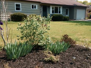 250 Princeton Rd, Webster, NY 14580