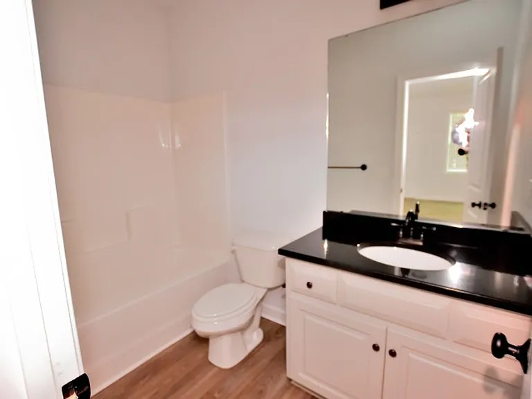 512A Amerson Ct — Photo 5