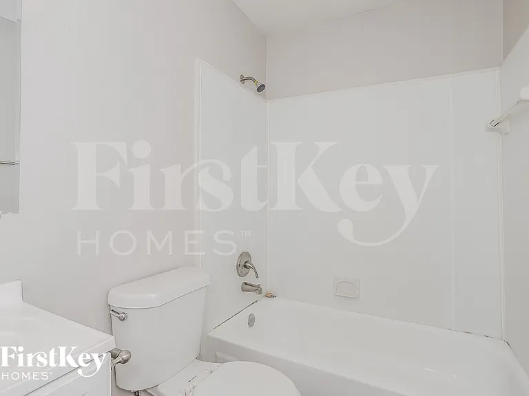 7610 San Benito Dr — Photo 14