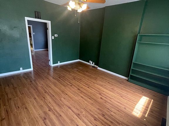 2nd image of 5431 Bischoff Ave #5431