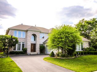 2500 Joshua Ln, Northbrook, IL 60062