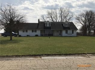 3983 Mumper Rd, Springfield, OH 45502