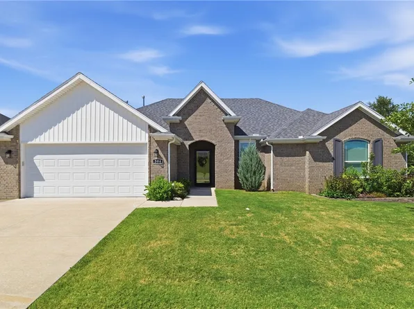 384 W Tyler Rd, Farmington, AR 72730