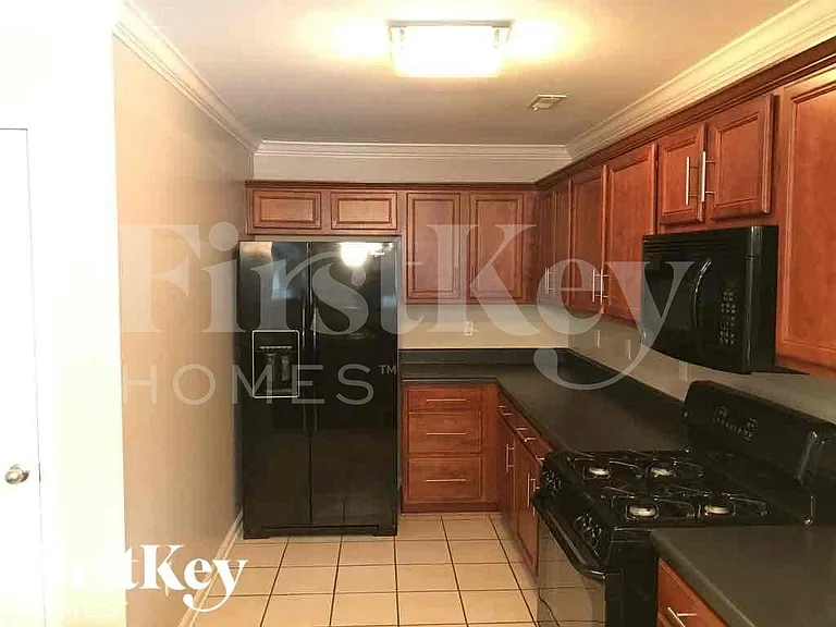 4248 Fieldstone Way — Photo 5
