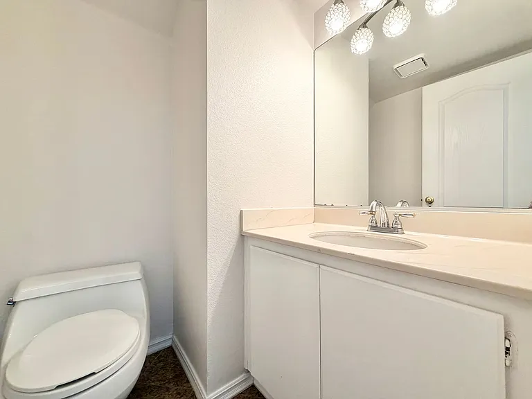 507 Lassa Way — Photo 14
