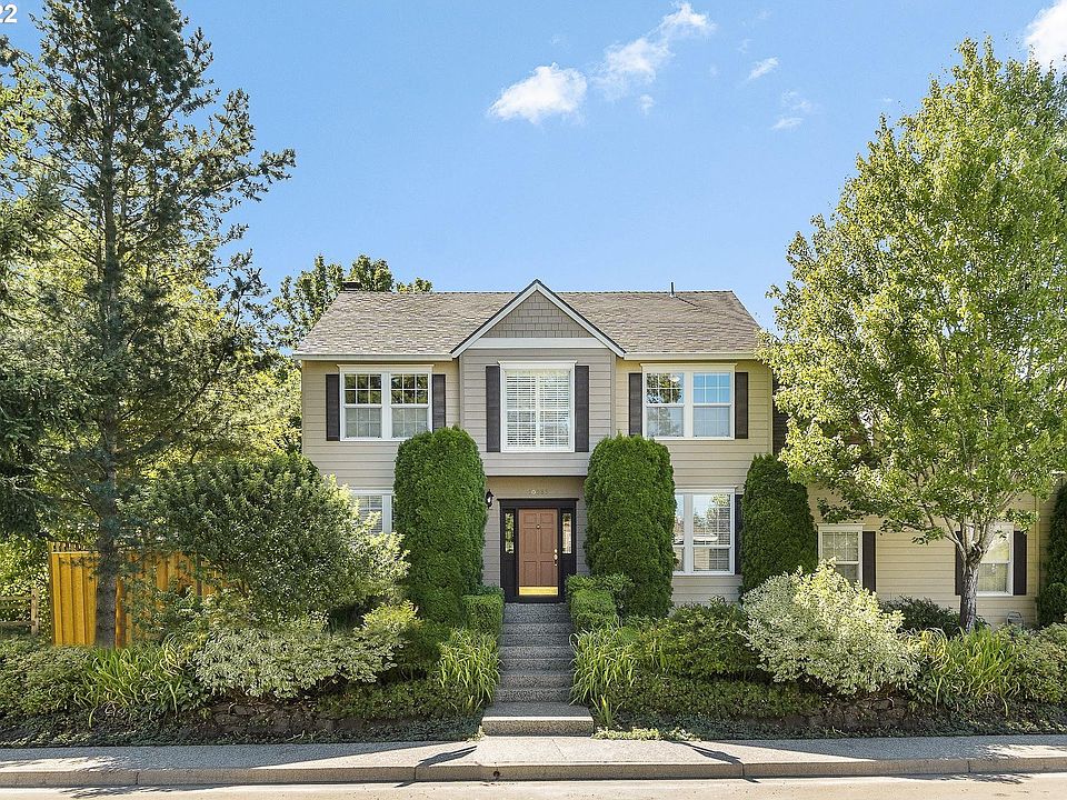 1st image of 10985 SW 109th Ave