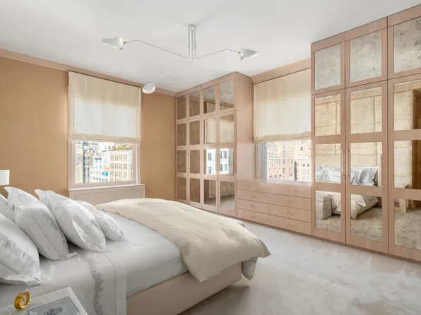 755 Park Avenue image 9 of 14