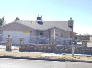 15300 S Kenazo Ave, Horizon City, TX 79928