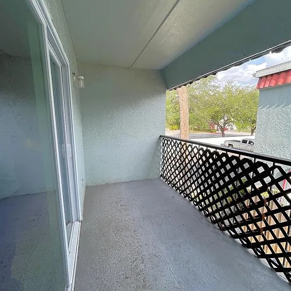 2835 Somerset Park Dr #205 — Photo 19