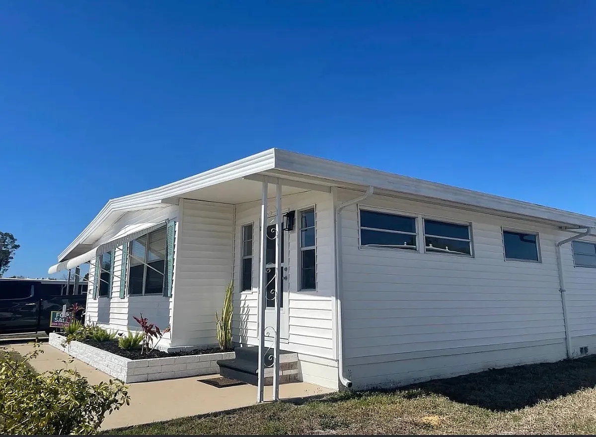 Building Photo - 482 Outer Dr