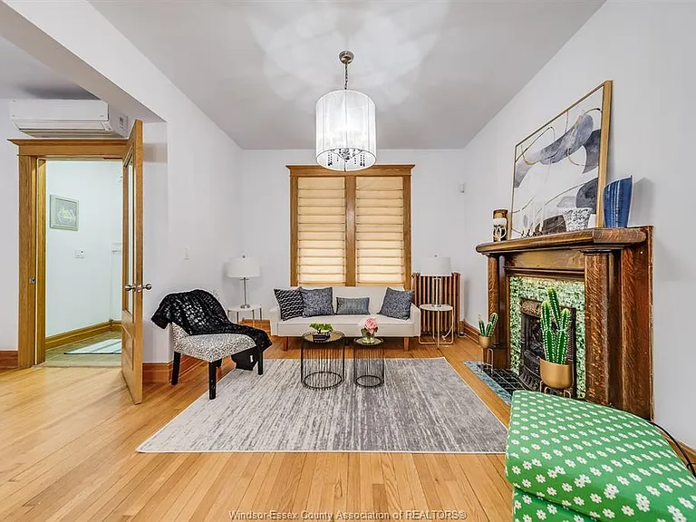 961 Ouellette Ave #2 — Photo 17