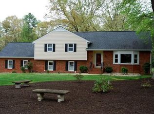 2411 Hicks Rd, North Chesterfield, VA 23235