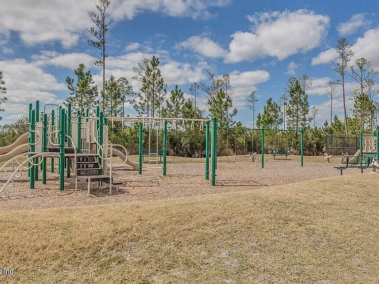 70305 Winding River Dr — Photo 31