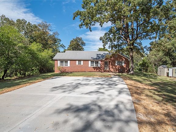 5th image of 2108 Lavera Dr