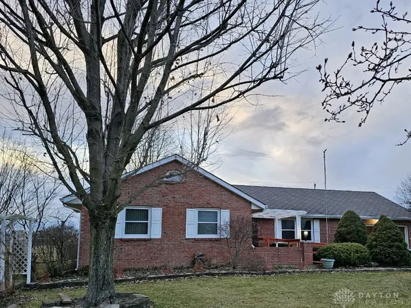 429 Meadowlark Ln, Eaton, OH 45320
