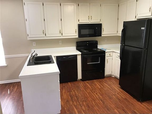 4th image of 4325 Willow Springs Dr