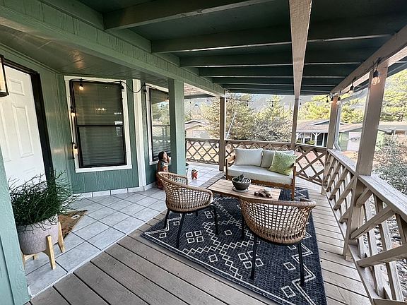 entertaining deck