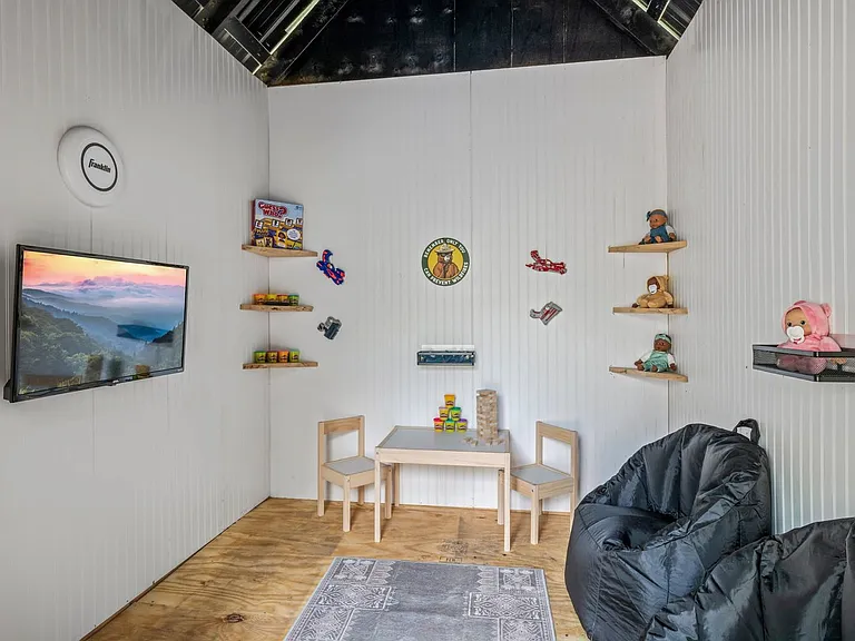 Reading Area
