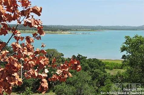3rd image of 1021 Lake Island Dr