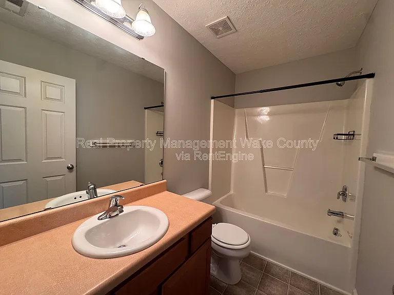 5228 Big Bass Dr — Photo 6